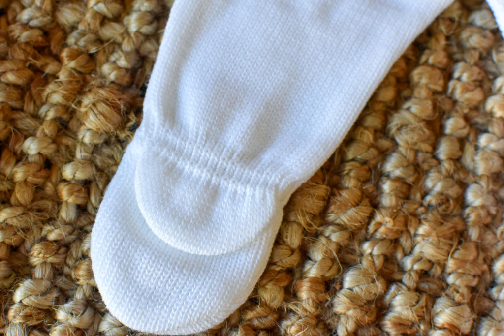 Knitted Bow and Lace in White