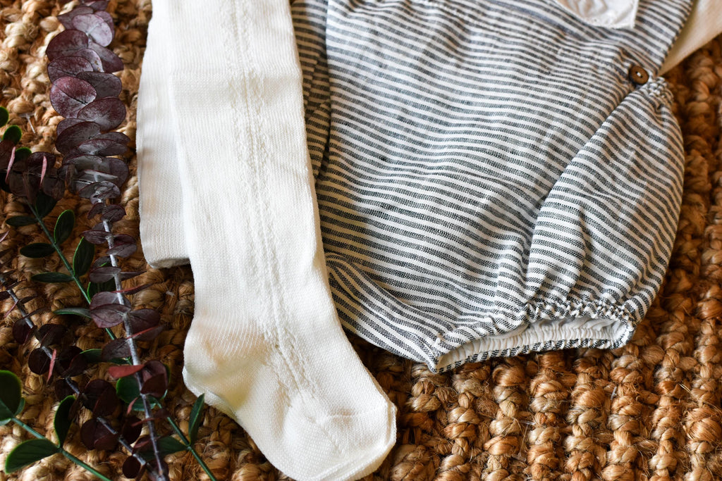 Peto set with lines and Center bow