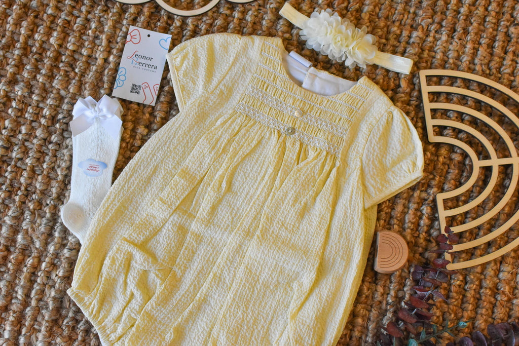 Peto details with socks and Bow in light Yellow