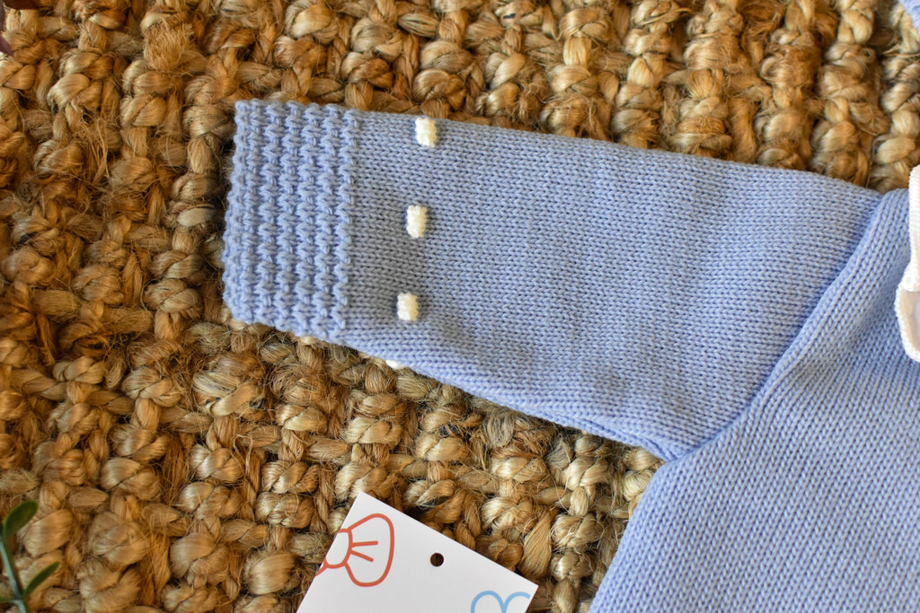 Knit Lines with embroidered Neck in Blue