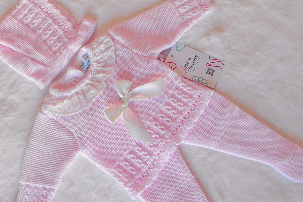 Knit Center Bow Embroidery Cable in Pink