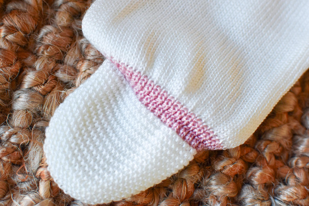 Knit Newborn Girl with Bow in Beige - Old Rose