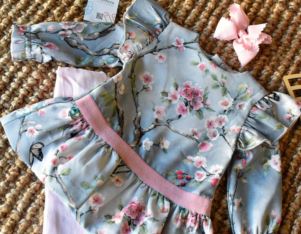 Dress Flower in Grey