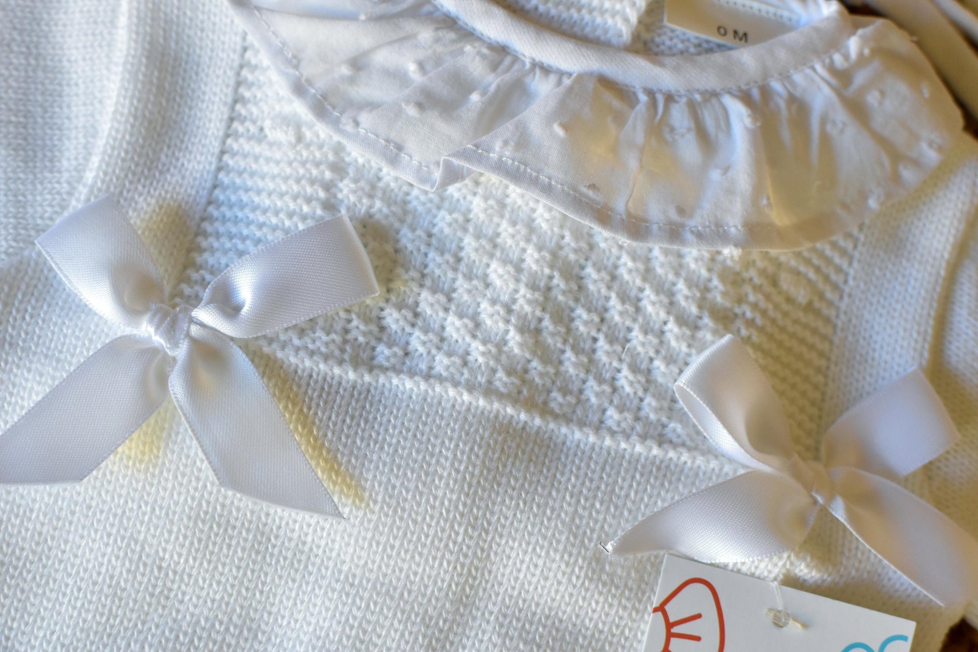 Knitted Bow and Lace in White