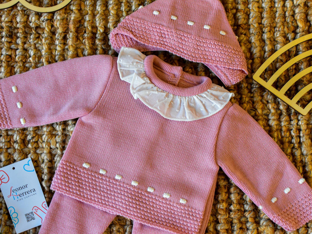 Knit Lines with embroidered Neck in Old Pink