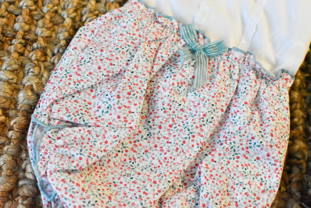 Summer Set with Small Flowers