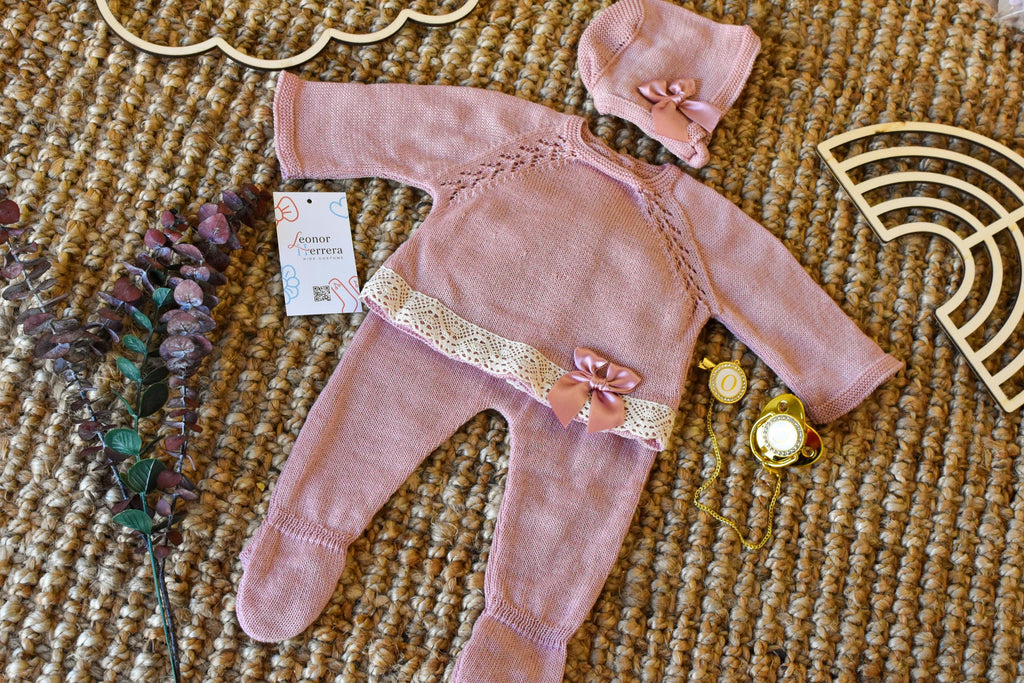Knitted Set girl with Bow in Old Rose