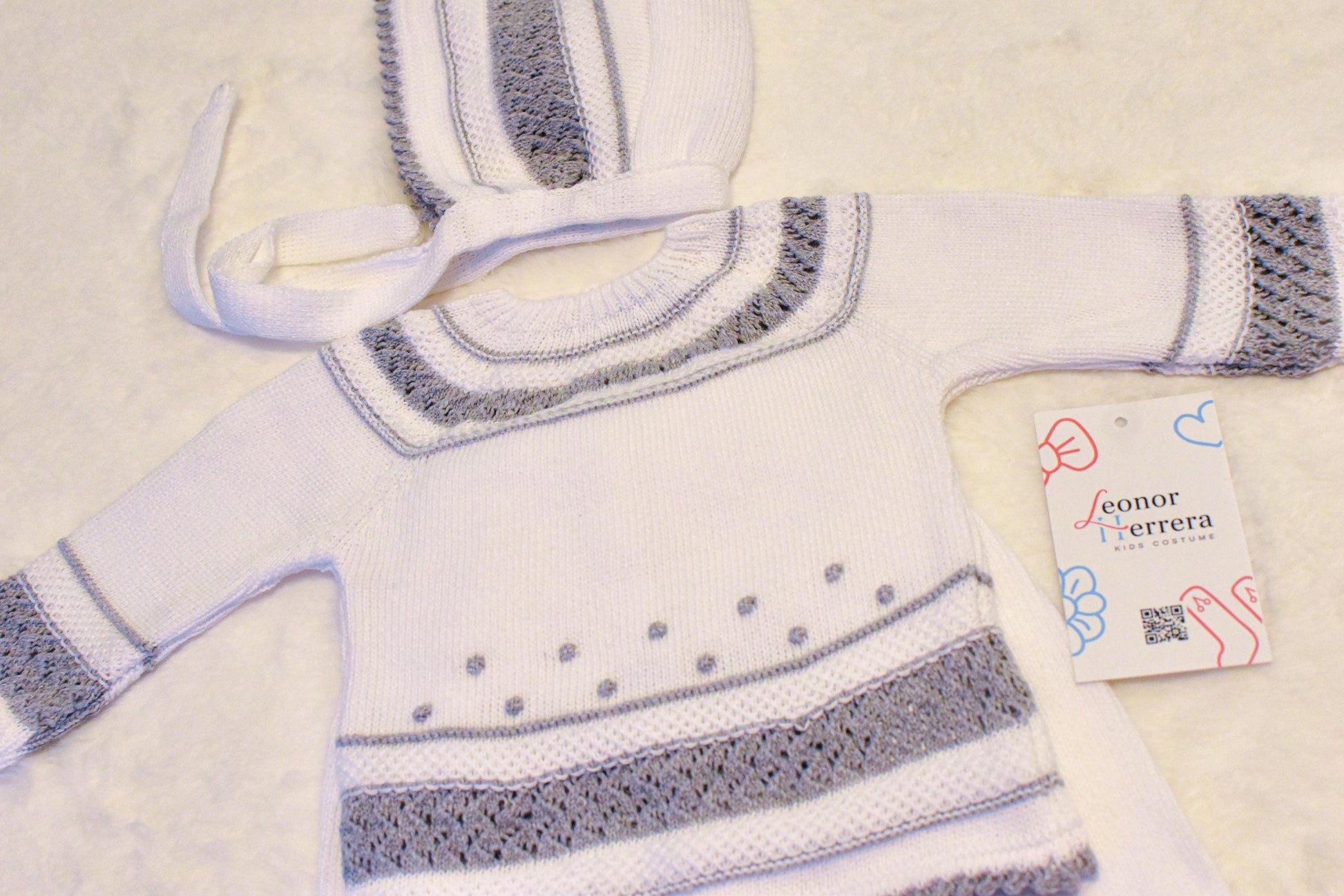 Knit Cotton Set in White - Grey
