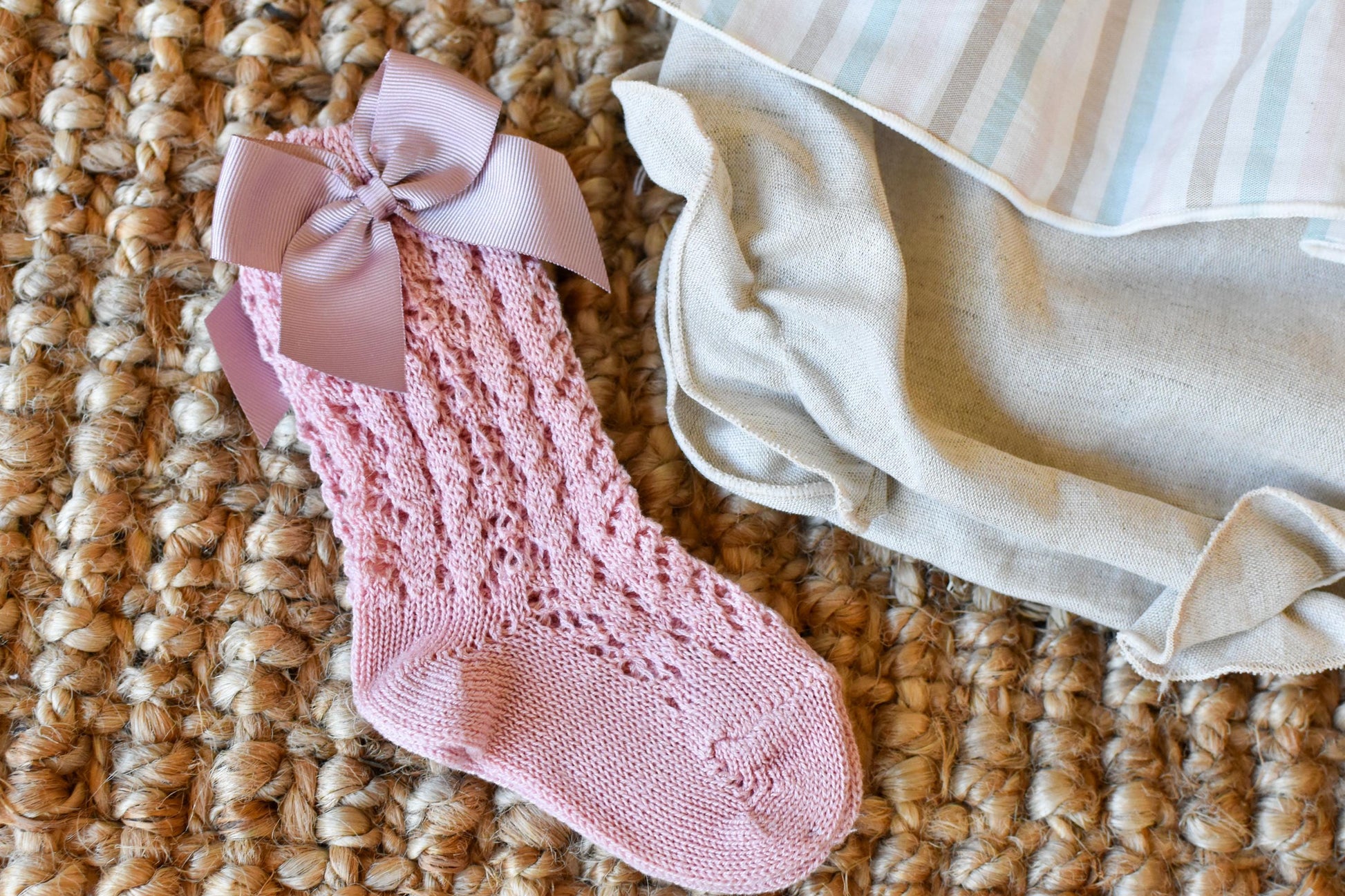 Top Large Lines with Bow