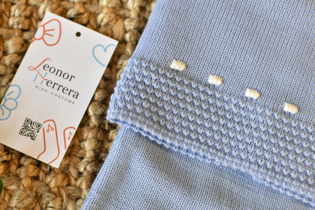 Knit Lines with embroidered Neck in Blue