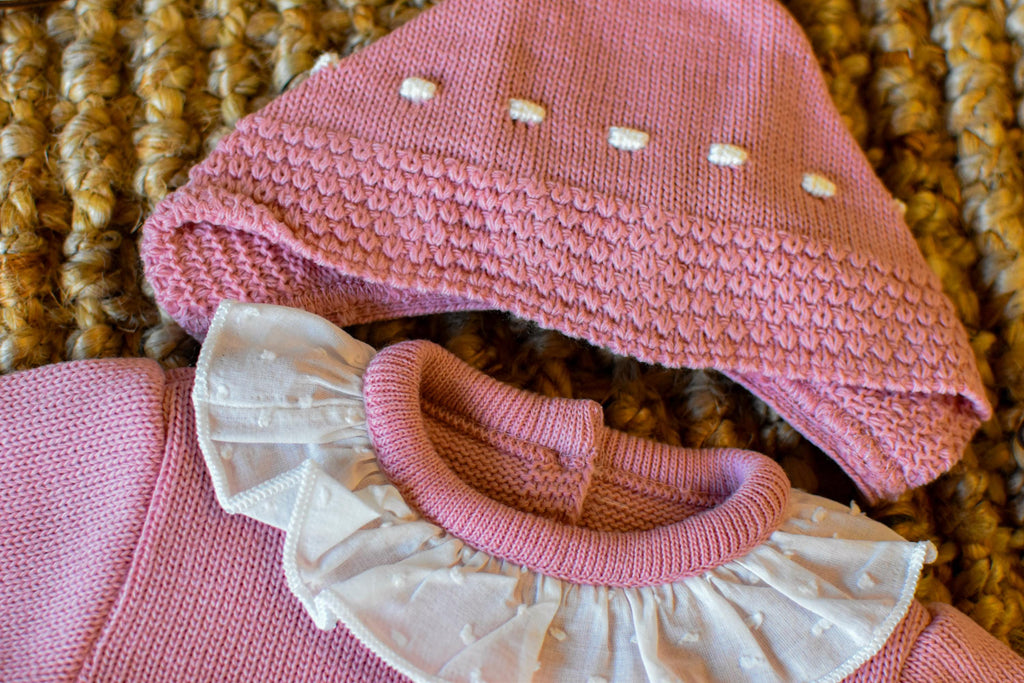 Knit Lines with embroidered Neck in Old Pink
