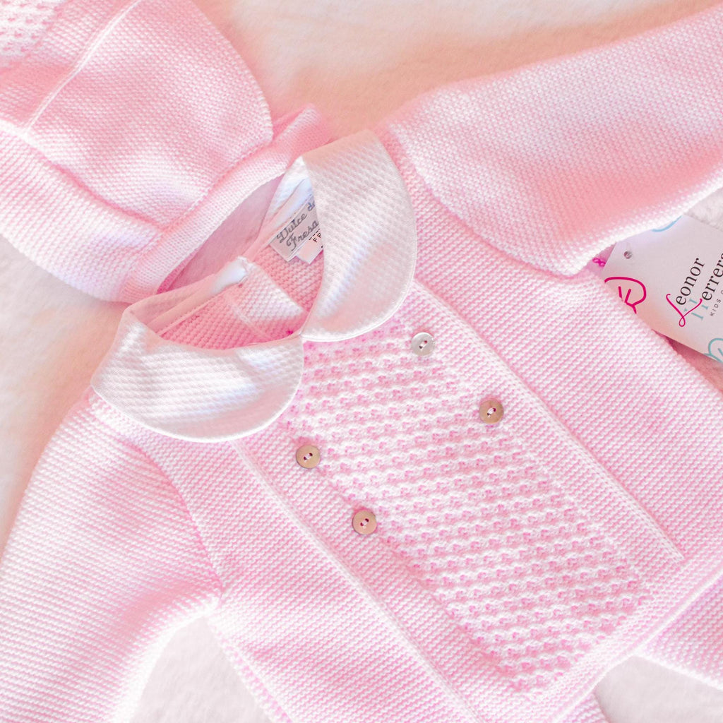 Knitted set with Buttons in Pink