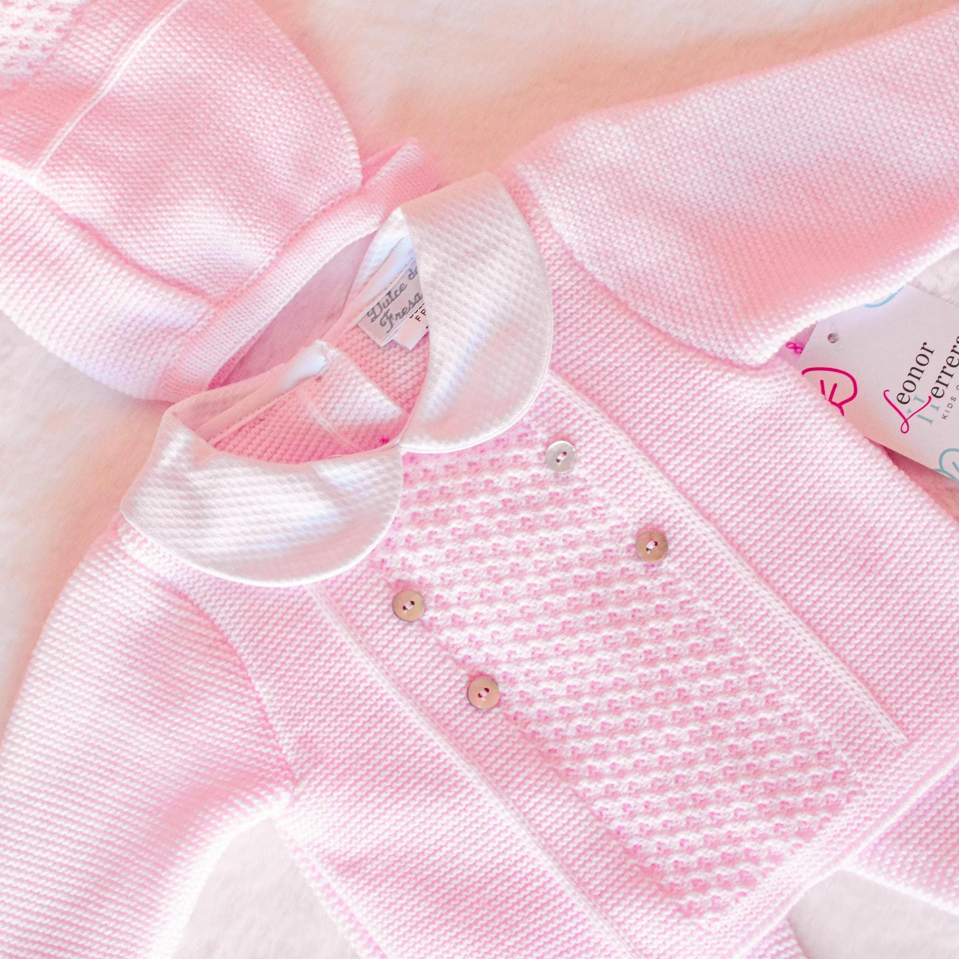 Knitted set with Buttons in Pink