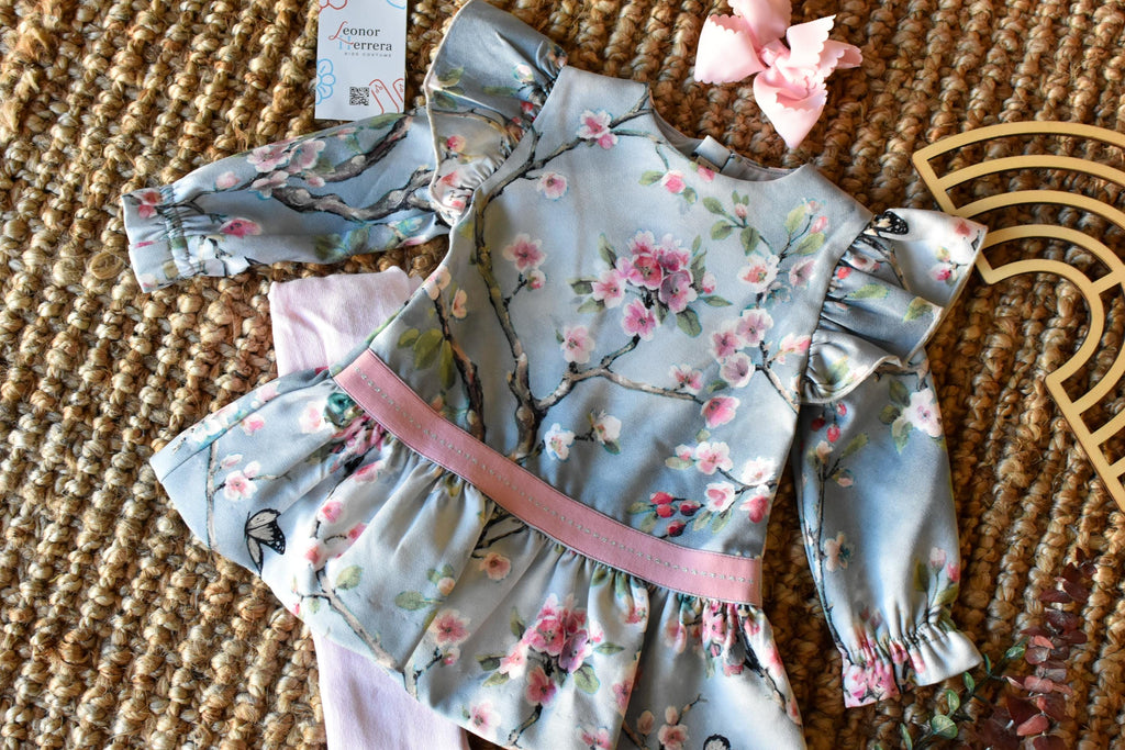 Dress Flower in Grey