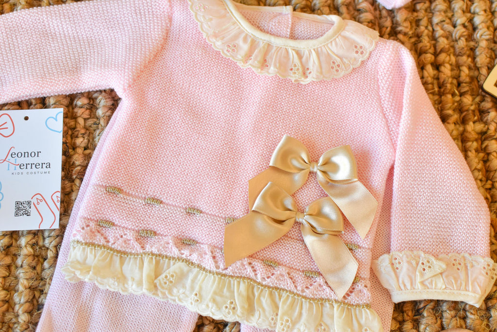 Newborn Knit Bow with Embroidered Strip in Pink