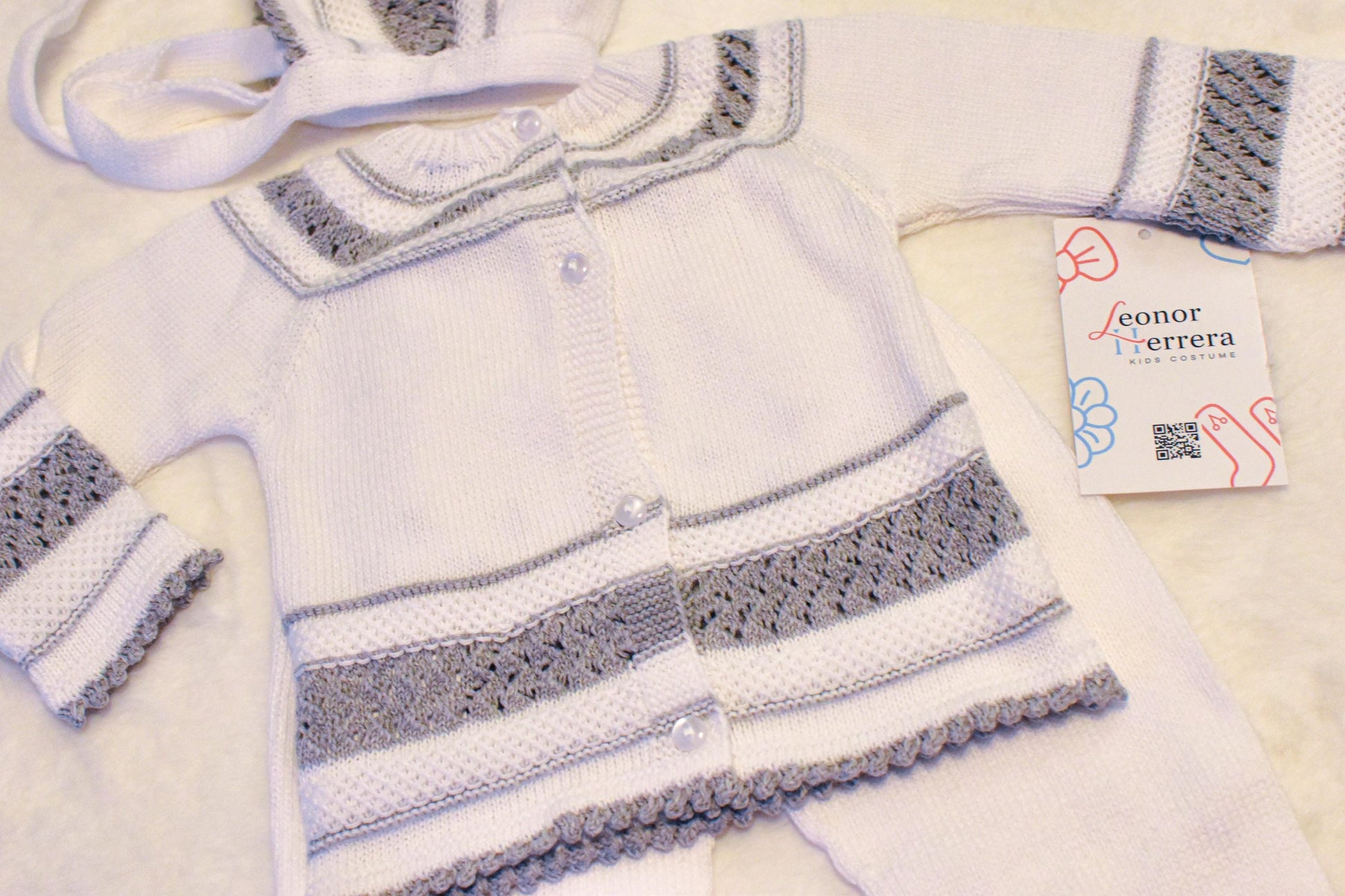 Knit Cotton Set in White - Grey