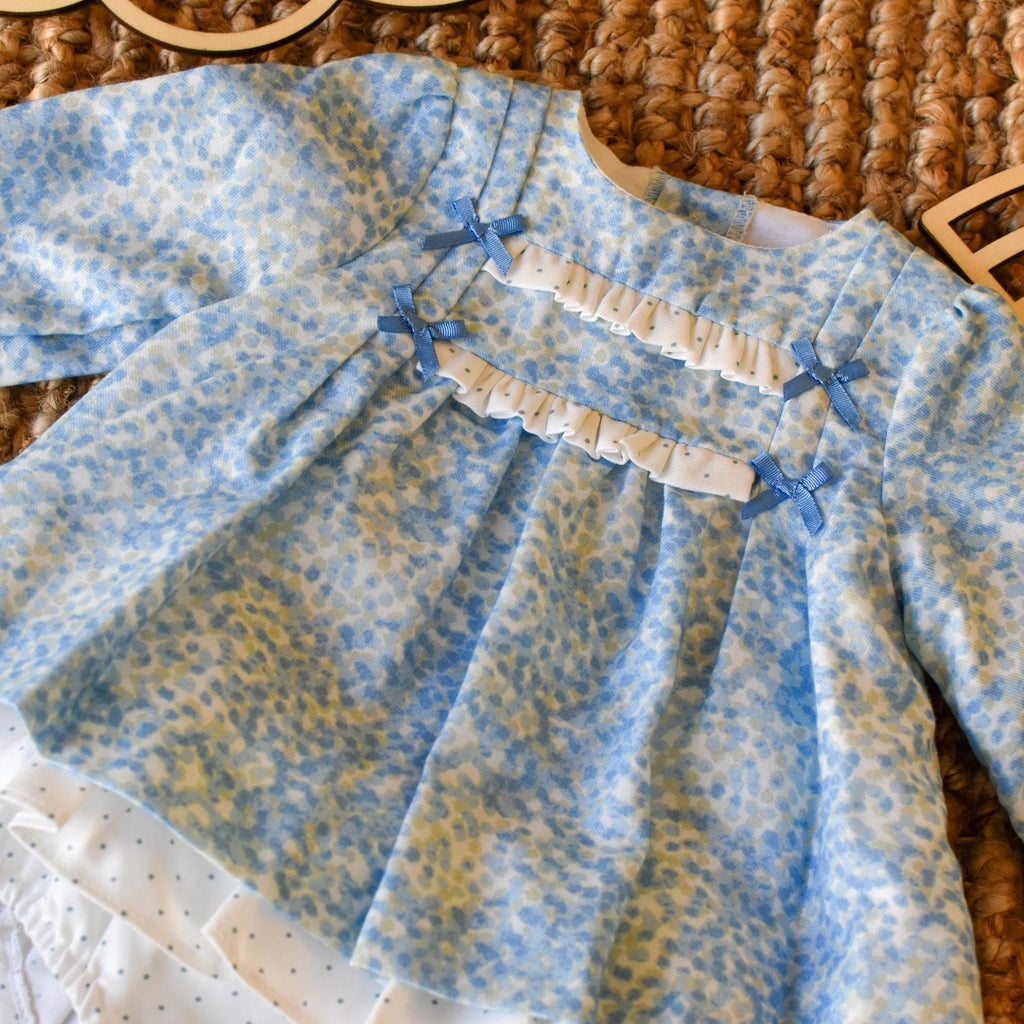 Dress Ponits in Blue