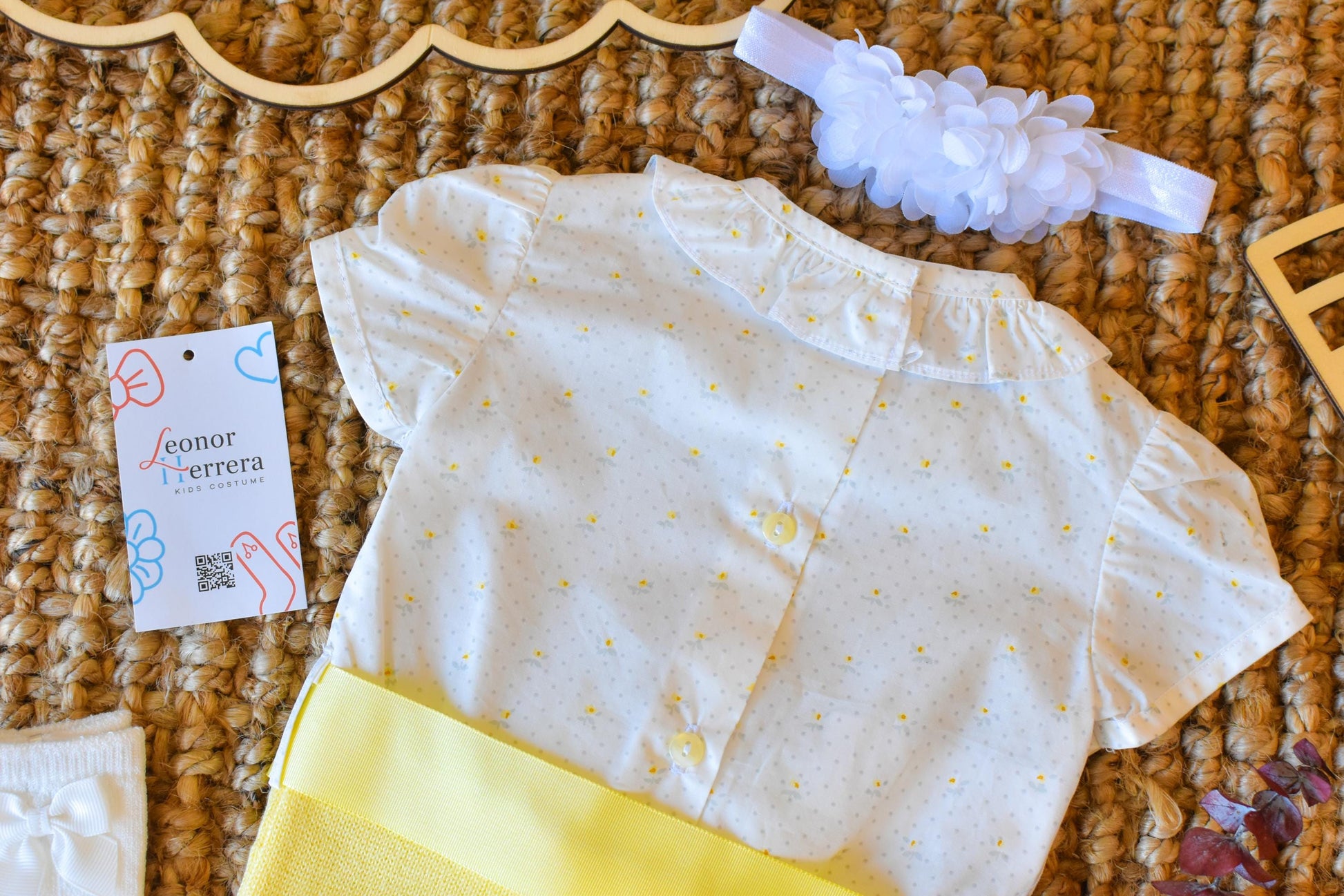 Body Set With Bor in Yellow