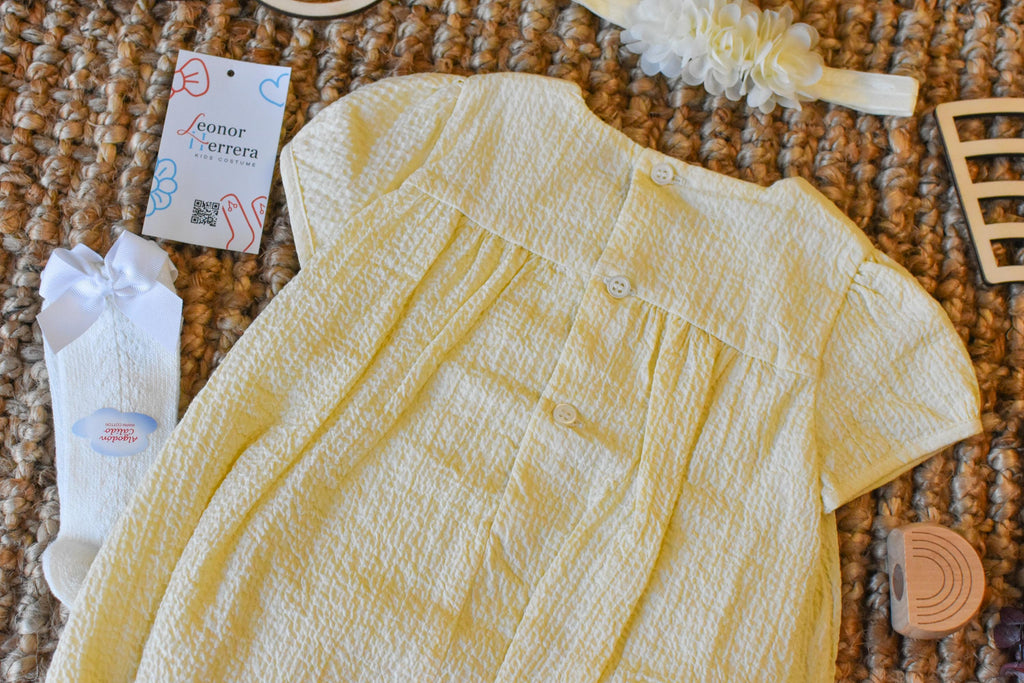 Peto details with socks and Bow in light Yellow