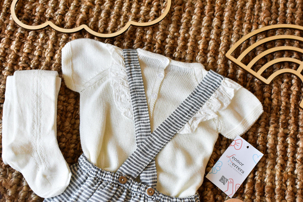 Peto set with lines and Center bow