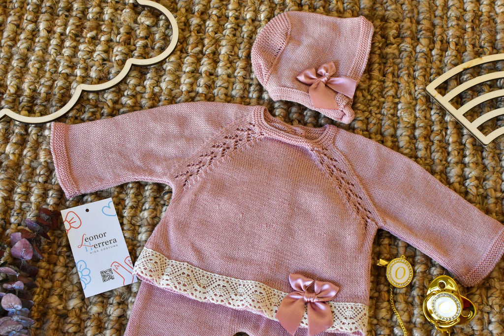 Knitted Set girl with Bow in Old Rose