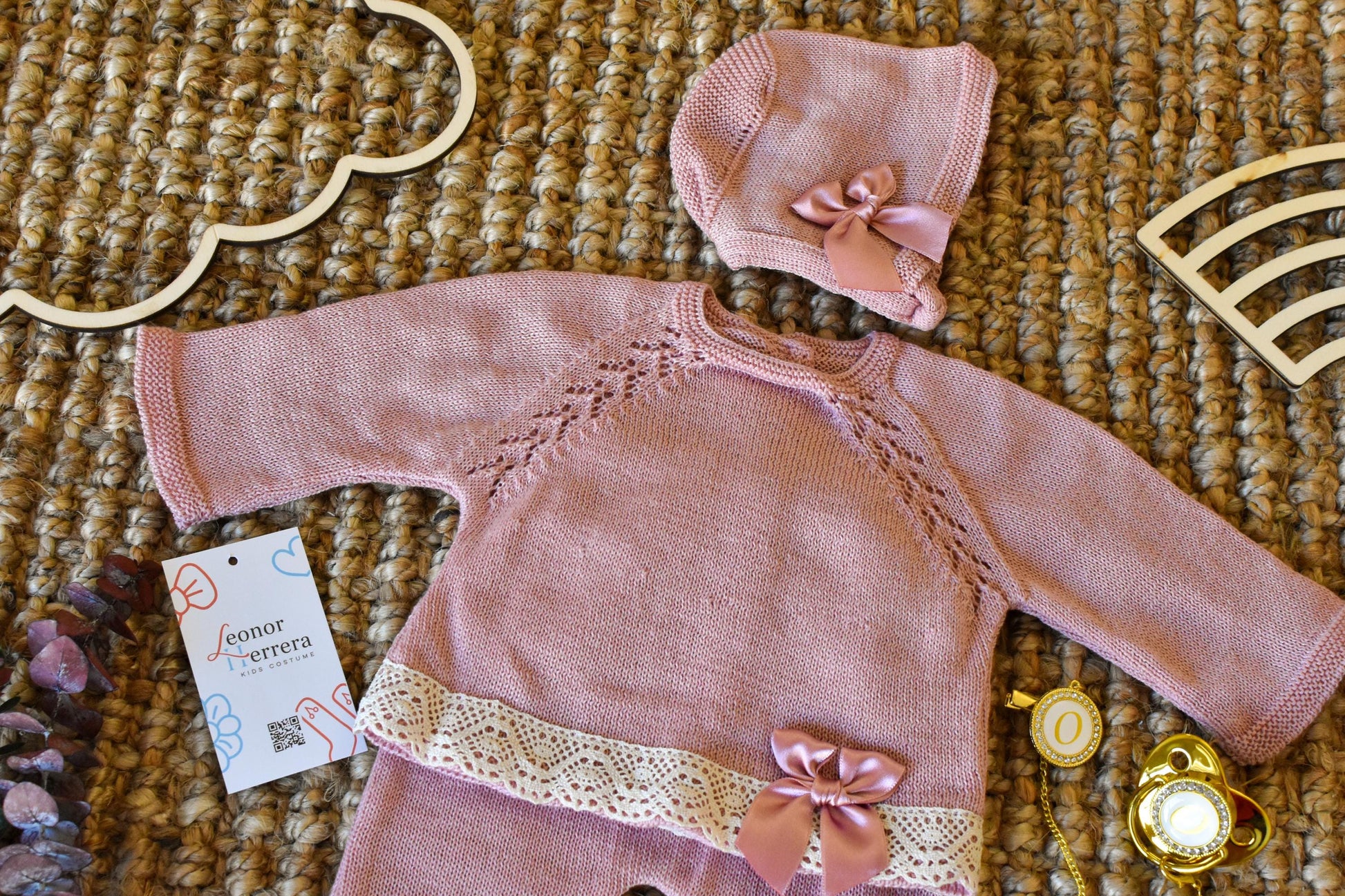 Knitted Set girl with Bow in Old Rose