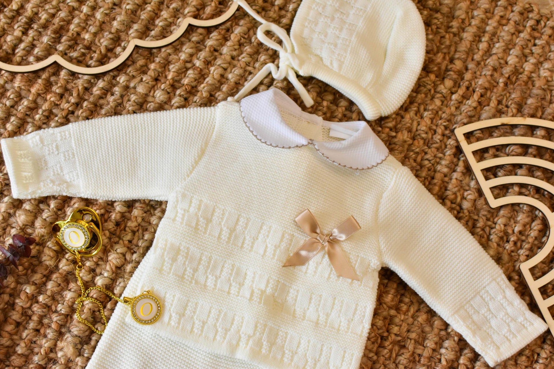 Knit Embroidered Set in beige