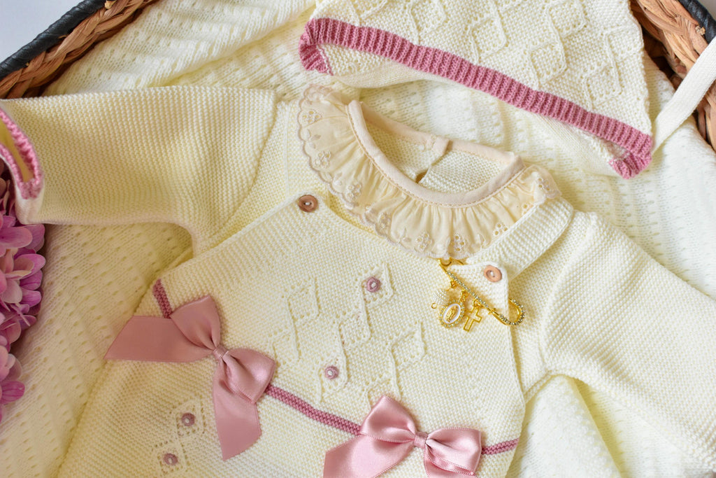 Romper Knit Diamond Set in Beige - Old Pink