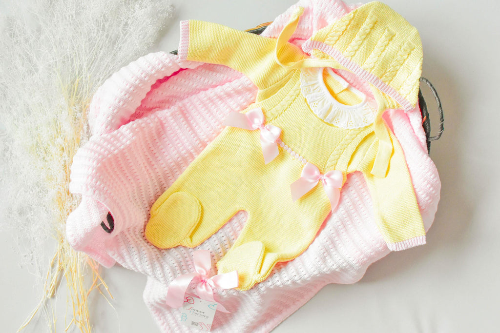 Romper Knit Doble Cable Set in Yellow - Pink