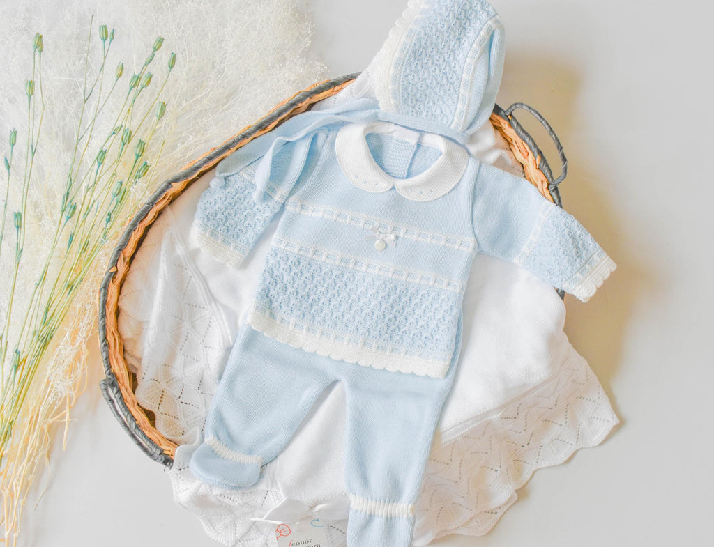 Knit Lines Embroidered in Sky