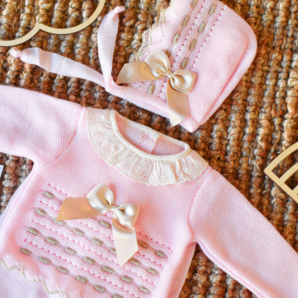 Knit Newborn Girl with Bow in Pink