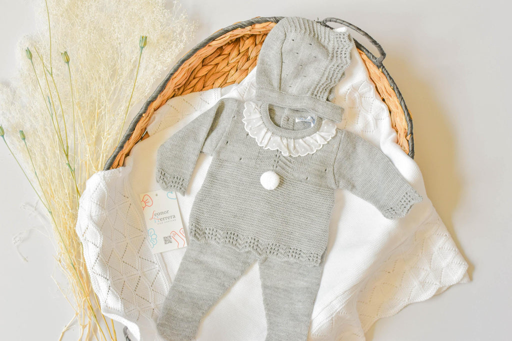 Knit Pom Set in Grey