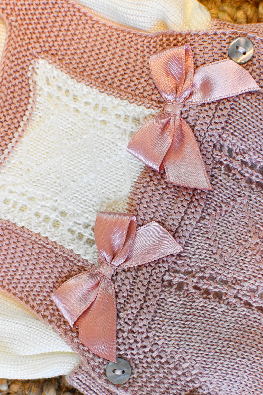 Peto Collar Lace Trim in Old Rose