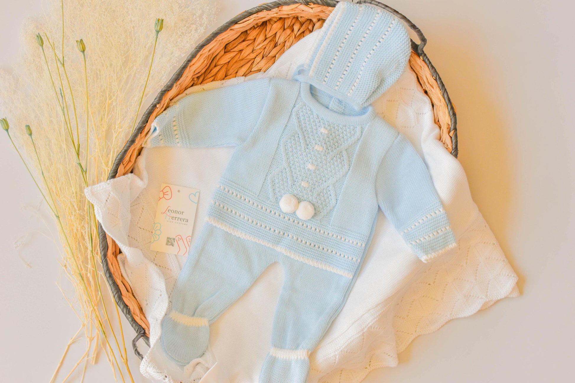 Knitted Pom Set in Sky Blue