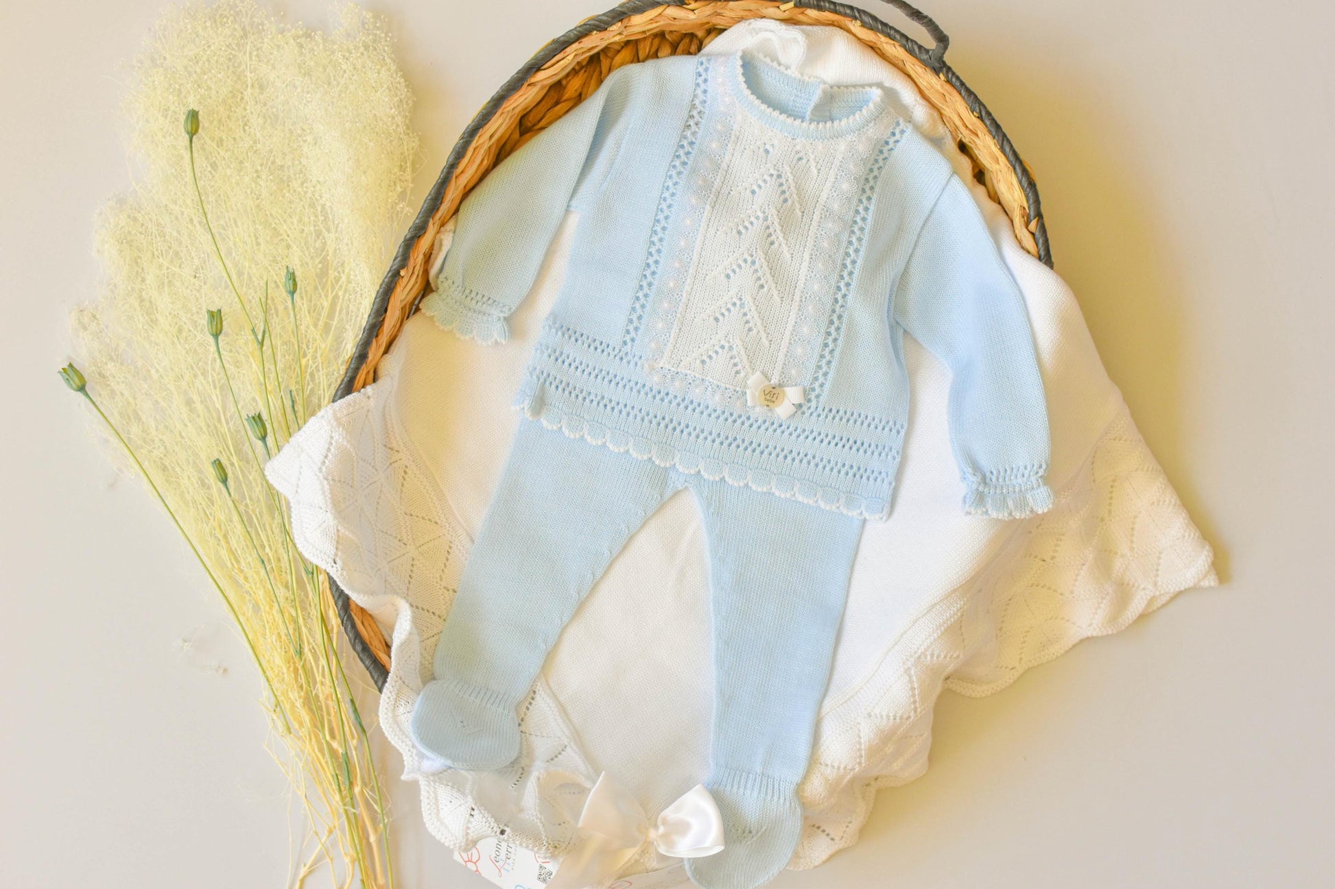 Knitted Set Lace Trim in Blue