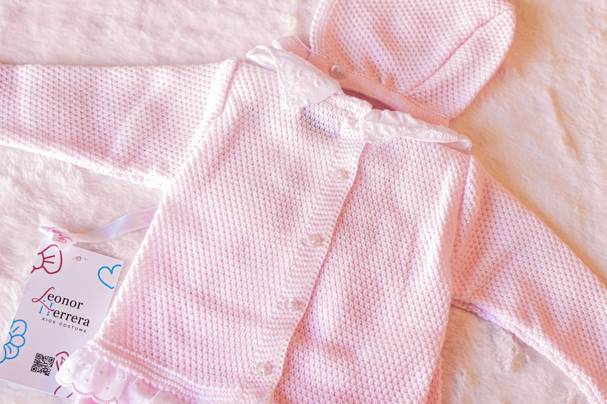 Knitted Swiss Collar in Pink