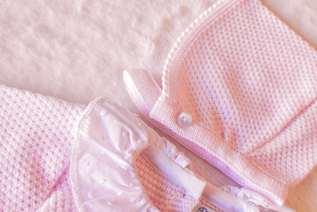 Knitted Swiss Collar in Pink