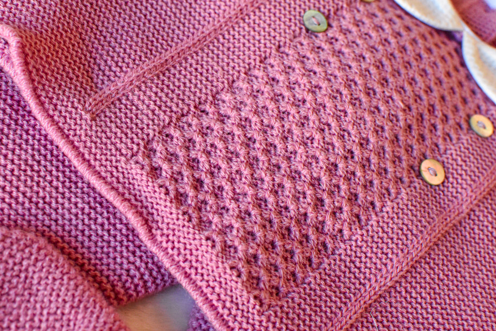 Knitted Set with Buttons in Old Pink