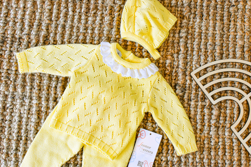 Knit Point Lines in Yellow